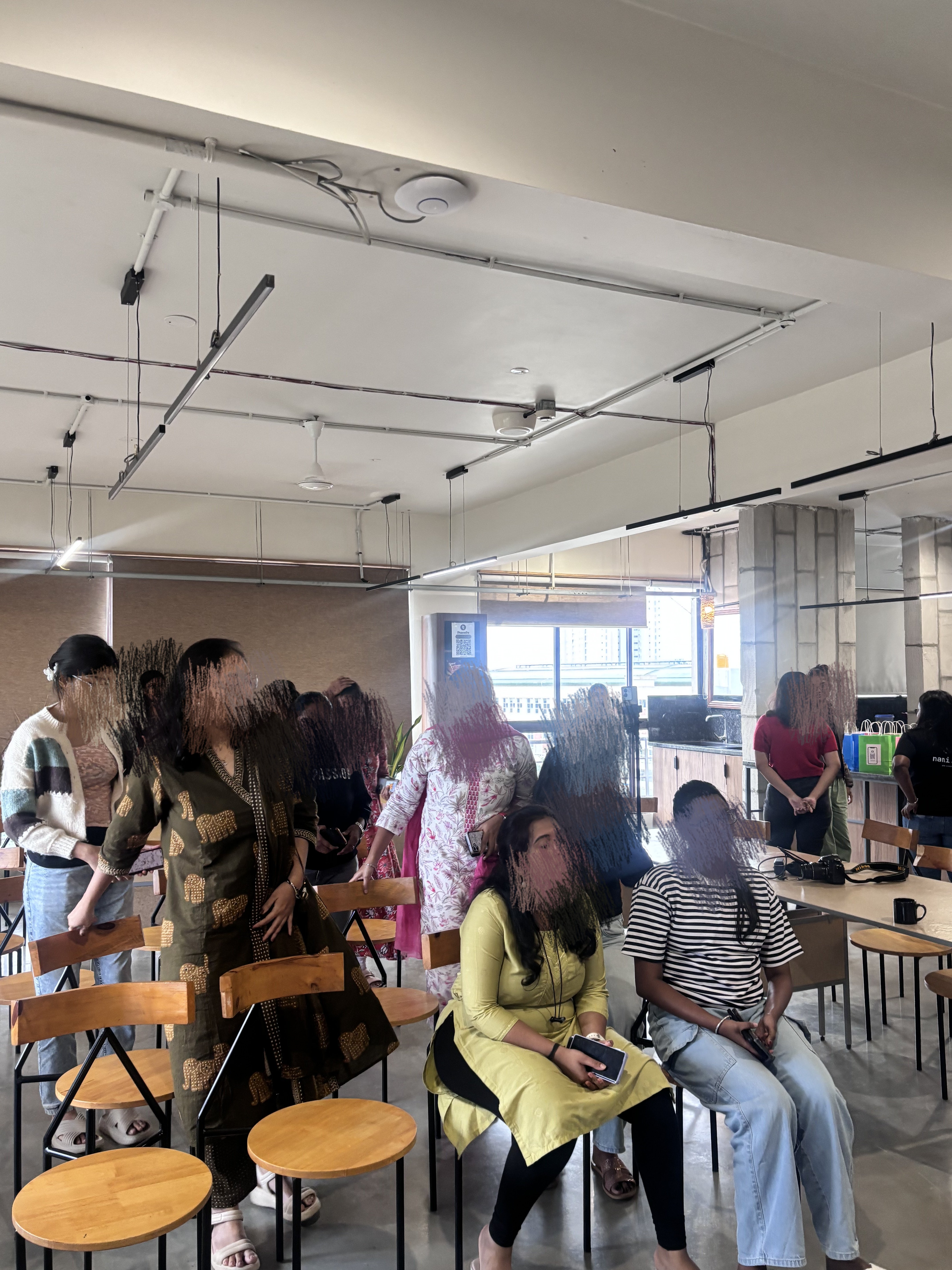 💕 From 6 Women to 16: A Day I Won’t Forget - Image 2